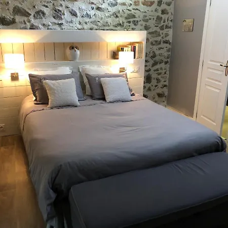 Mas Du Martinet Bed & Breakfast 4*